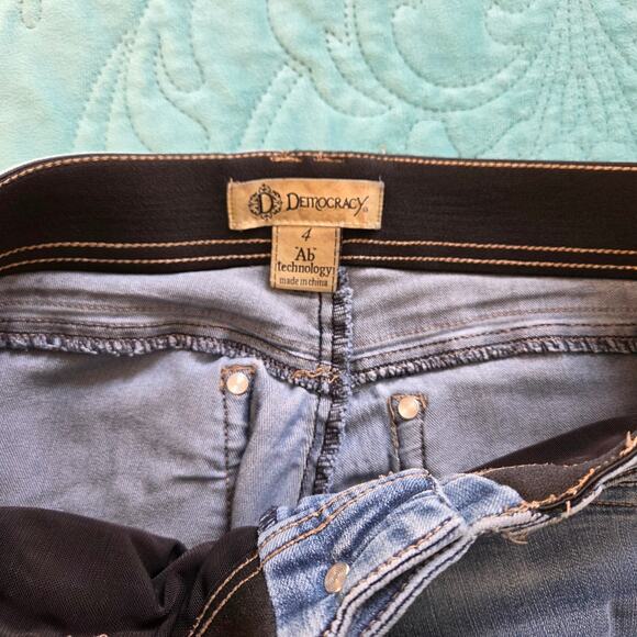 Democracy Ab technology Distressed Straight Jeans Woman's Size 4 - Picture 2 of 6
